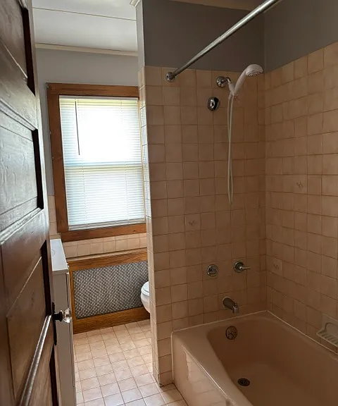 704 E Main St — Photo 5