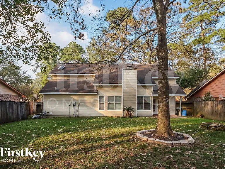 3210 Lake Stream Dr — Photo 18