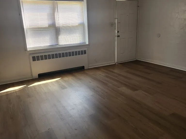 Penn Gardens Apartments — Photo 23