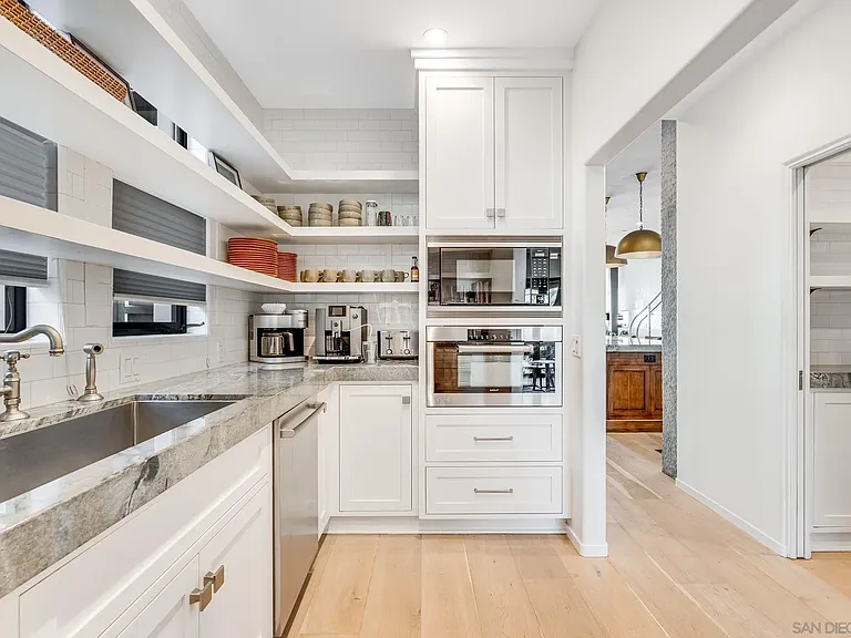 282 Neptune Ave — Photo 19