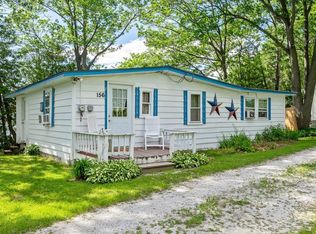 156 Lakewood Dr, Swanton, VT 05488