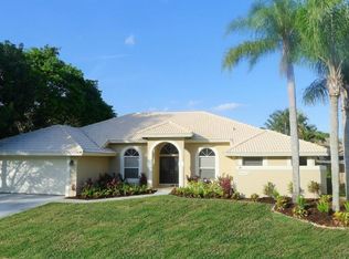 1674 Wiltshire Village Dr, Wellington, FL 33414