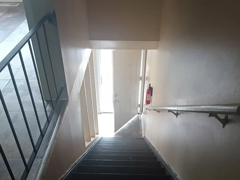 901A Orange St — Photo 11