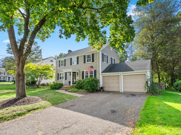 209 Ballard Drive, West Hartford, CT 06119