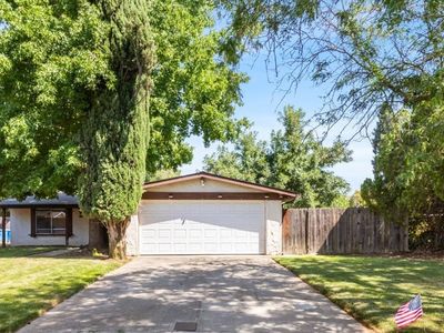 161 Mossglen Cir, Sacramento, CA, 95826