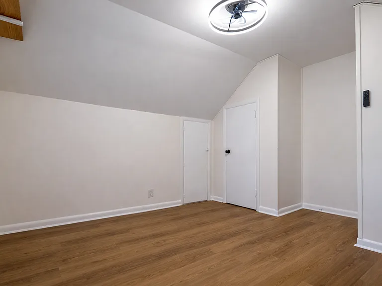 4011 Crawford Ave — Photo 14