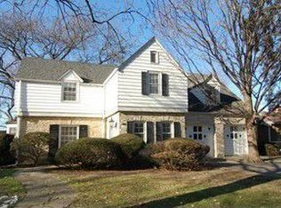 9336 Drake Ave, Evanston, IL 60203