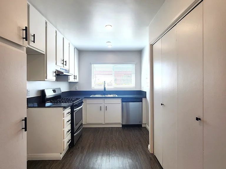 Mediterranean Townhomes — Photo 16