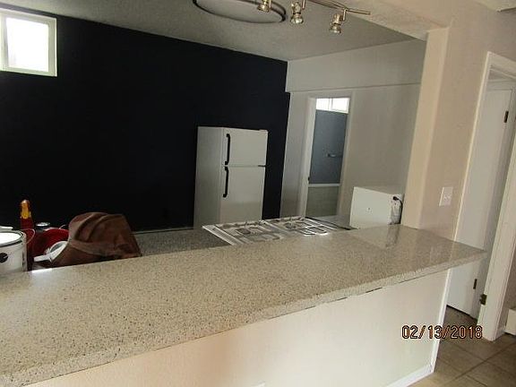 Breakfast bar