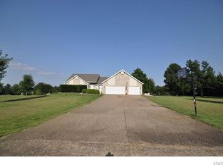3 Liza Ct, Defiance, MO