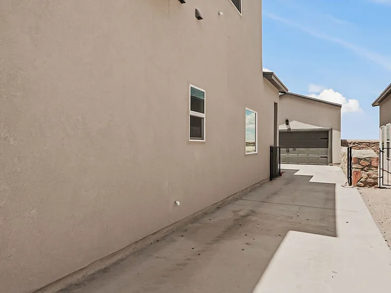 14313 Steve Joyce Pkwy — Photo 47