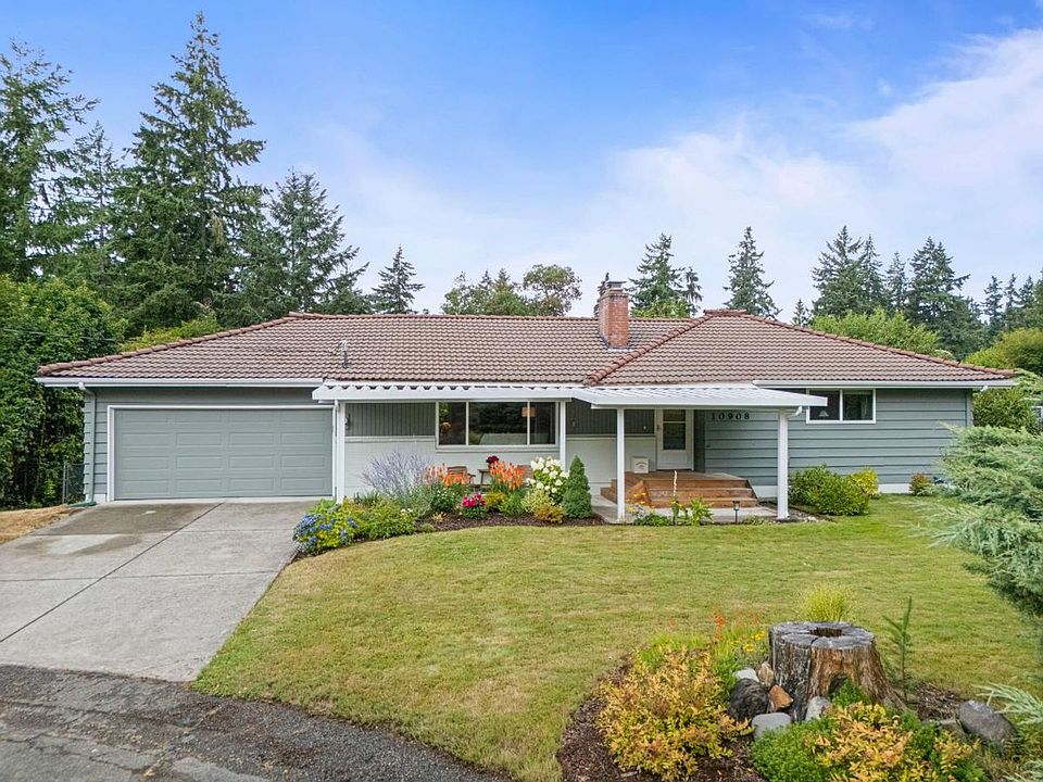 1st image of 10908 Glenwood Dr SW