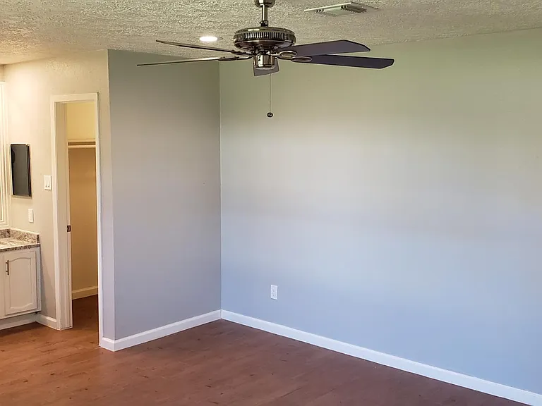 5610 Country Green St — Photo 11