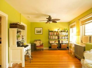 109 Rowsley St, Bridgeport, CT 06605