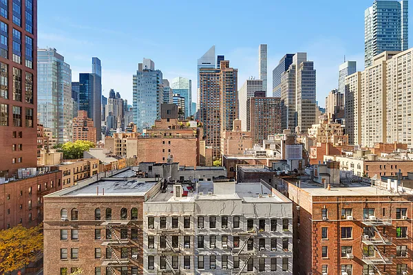 Sold by Douglas Elliman | media 10