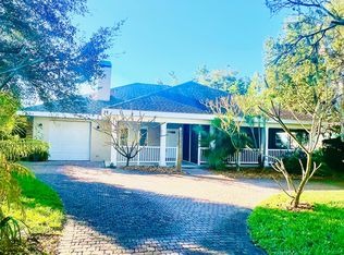 12 Victoria Rd, Largo, FL 33774