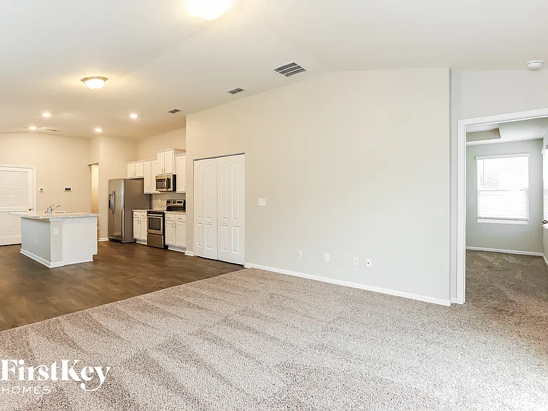 9023 Kipper Dr — Photo 4