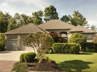 8209 Gatehouse Xing, Chattanooga, TN 37421