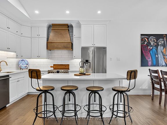 4th image of 322 Elbow Point Rd