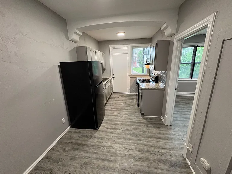 5345 Cabanne Ave — Photo 26