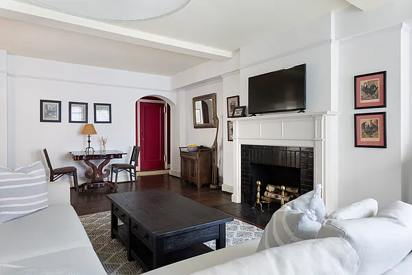 Sold by Compass | media 1