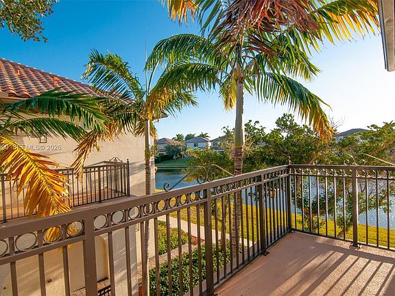 3rd image of 4357 Cascada Cir #4357