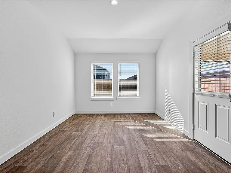4215 Russet Elm Ln — Photo 25