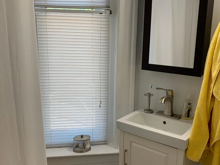 223 W Hill St #2 — Photo 7