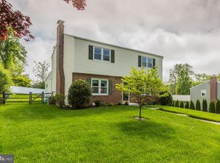 809 Halvorsen Dr, West Chester, PA 19382