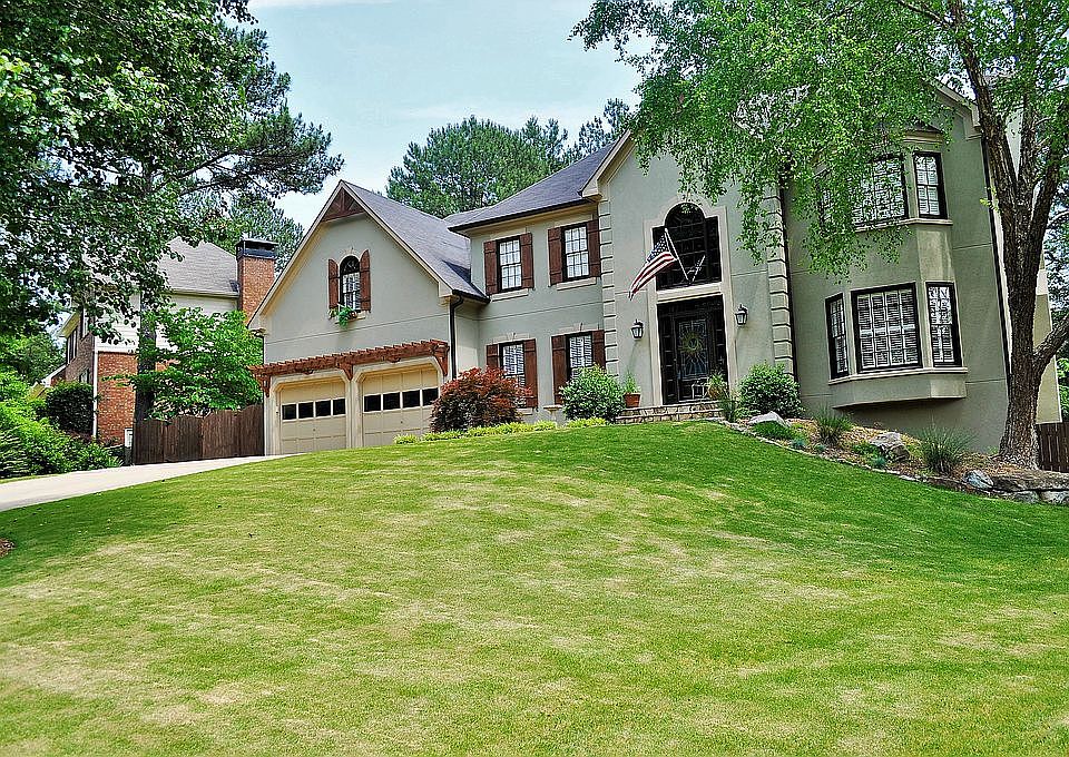 2nd image of 230 Dapplegate Way
