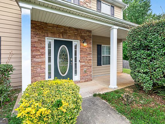3rd image of 719 Winesap Ct