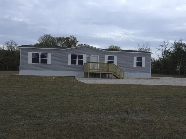 1565 E 496th Road, Bolivar, MO 65613
