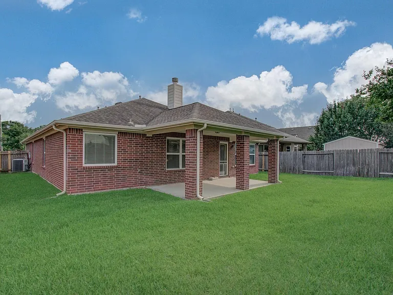 11506 Lawson Cypress Dr — Photo 22