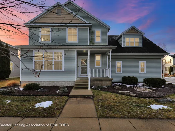 695 Phoebe Ln, East Lansing, MI 48823