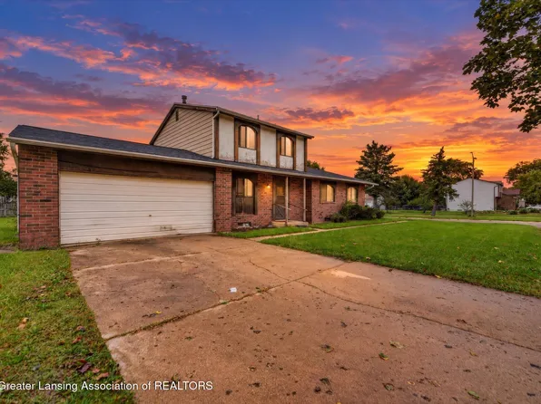 4400 Chadburne Dr, Lansing, MI 48911
