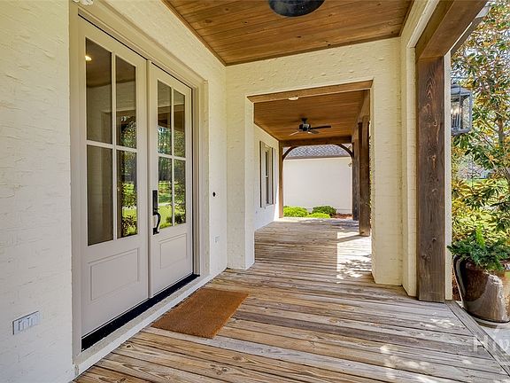 4th image of 117 Ridgewood Court