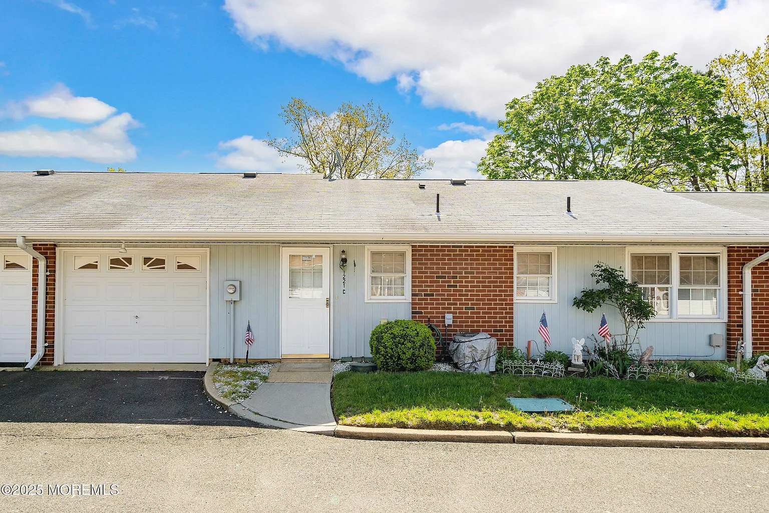 1221C Argyll Circle #C photo 1