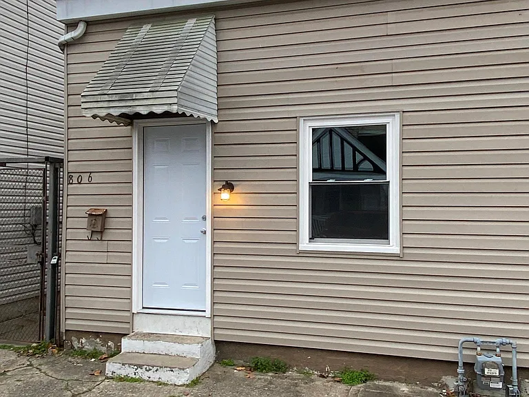806 Patterson St — Photo 8