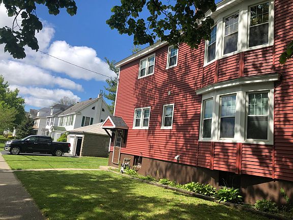 3rd image of 450 New Scotland Ave #1