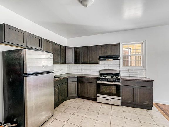 5th image of 148 Highland Ave APT 2