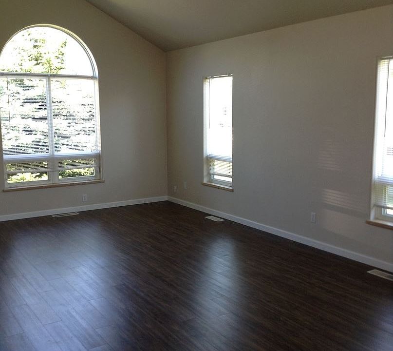 1st image of 3412 Laredo Dr