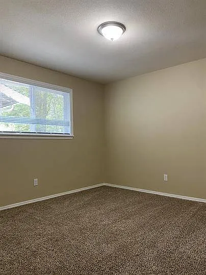 509 Old Pacific Hwy SE #B102 — Photo 5