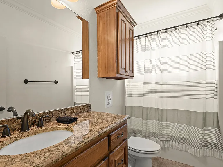 10533 Island Rd — Photo 35