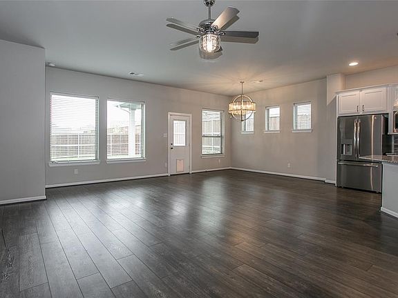5th image of 14005 Green Hook Rd
