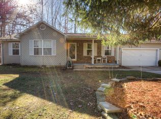 77 Mulberry Cir, Crossville, TN 38555