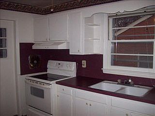 3rd image of 127 Mary Miles Dr