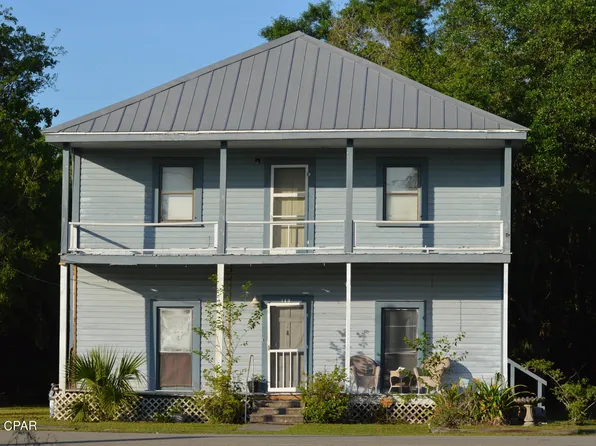 149 10th St, Apalachicola, FL 32320