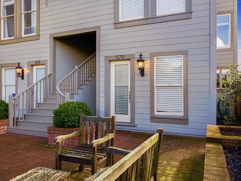 575 Lombard St — Photo 20