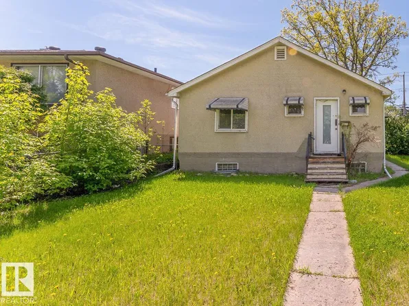 7931 83rd Ave NW, Edmonton, AB T6C 1A5