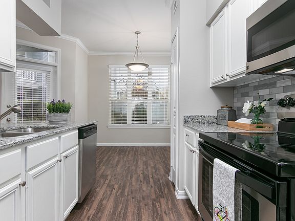 4th image of 2900 Pearland Pkwy APT 5306